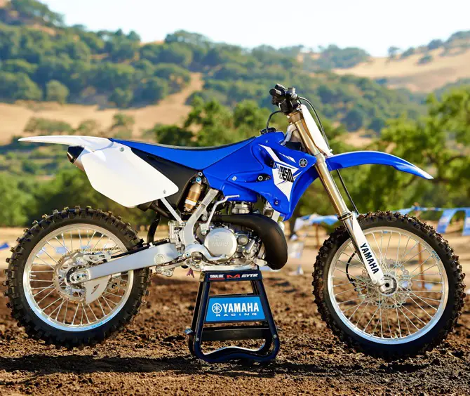 YAMAHA STILL BELIEVES IN TWO-STROKES: SEE THE 2014 YZ125, YZ250